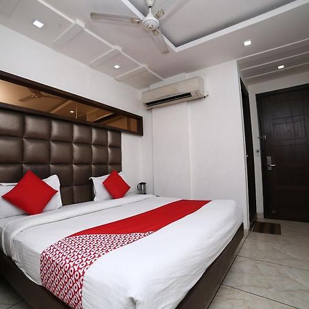 Oyo 11150 Hotel Jmd Rooms New Delhi Exterior photo