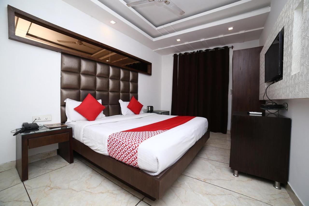 Oyo 11150 Hotel Jmd Rooms New Delhi Exterior photo