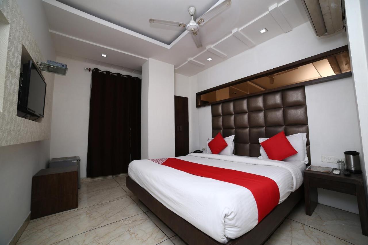 Oyo 11150 Hotel Jmd Rooms New Delhi Exterior photo