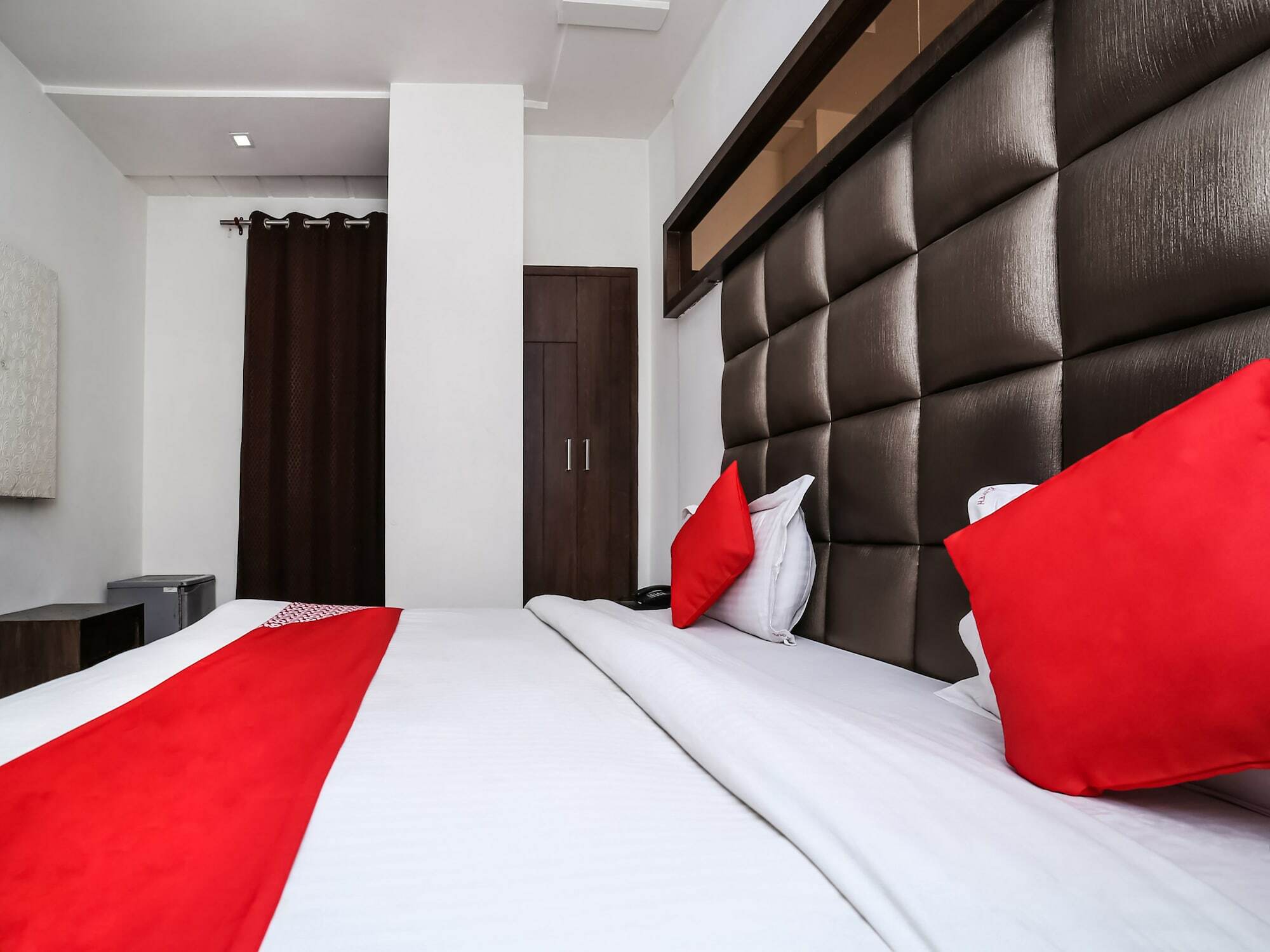 Oyo 11150 Hotel Jmd Rooms New Delhi Exterior photo