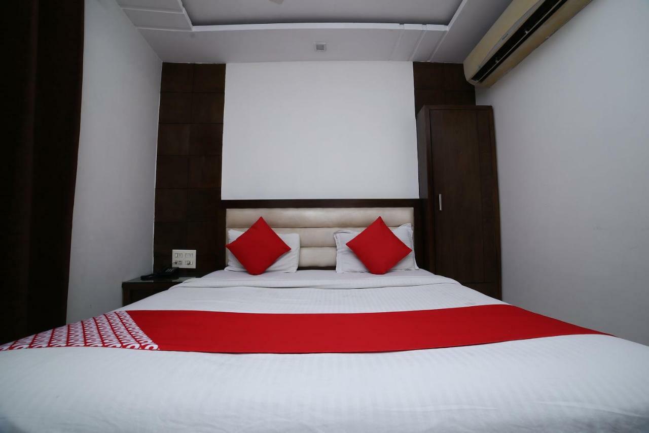 Oyo 11150 Hotel Jmd Rooms New Delhi Exterior photo
